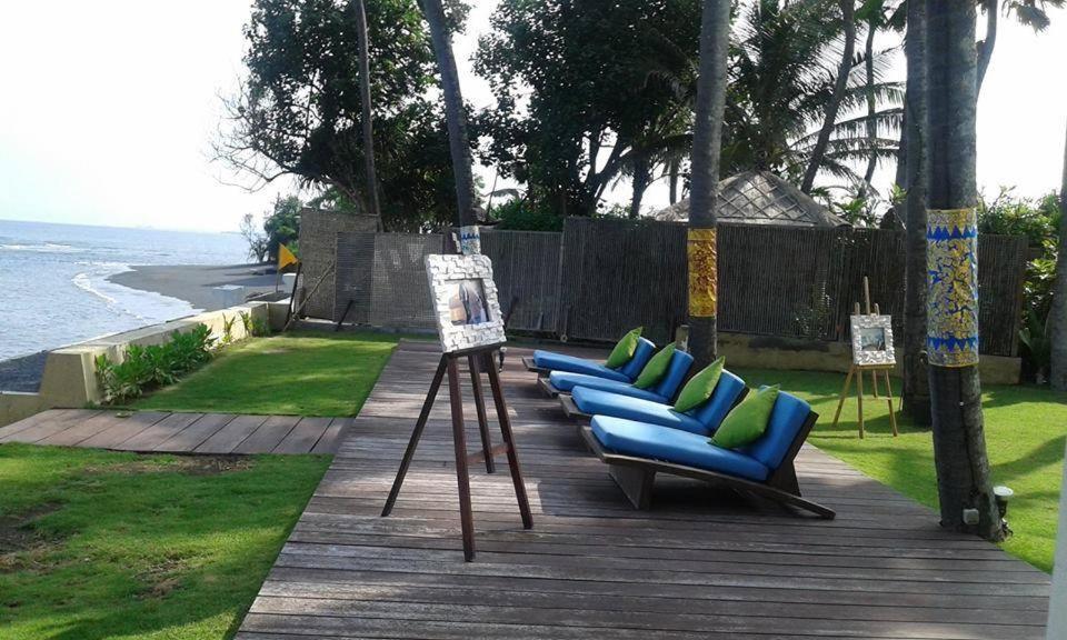 Villa Samudra Luxury Beachfront Ketewel Eksteriør billede