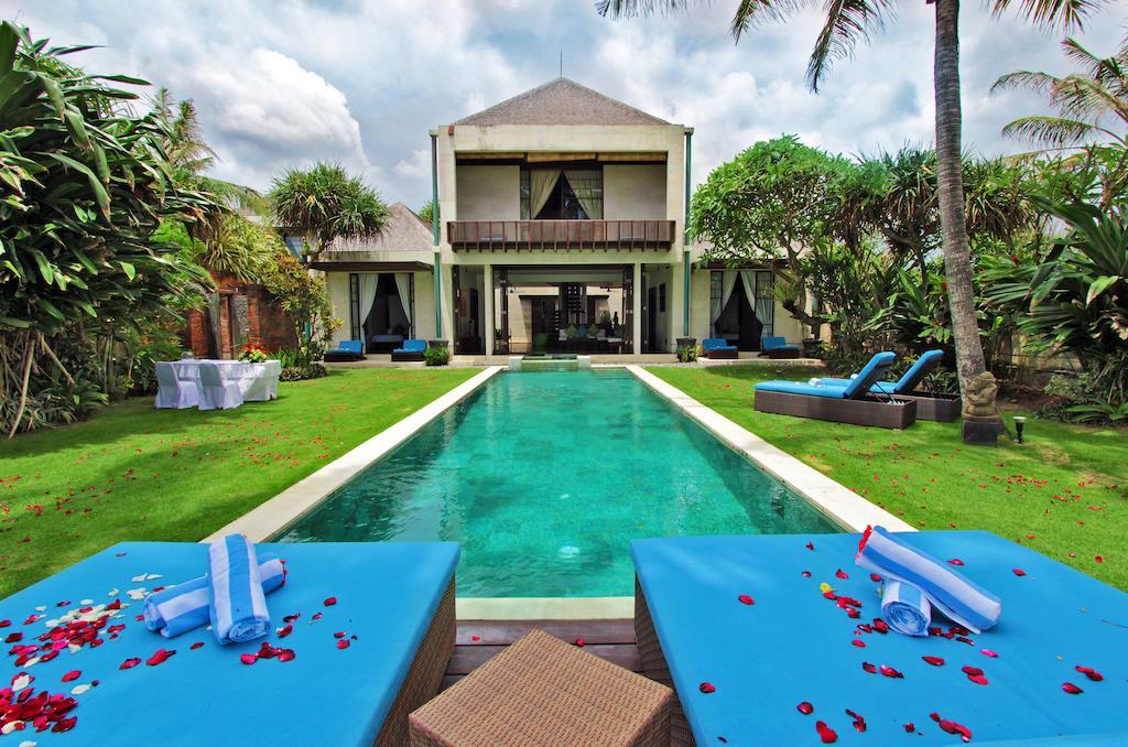 Villa Samudra Luxury Beachfront Ketewel Eksteriør billede